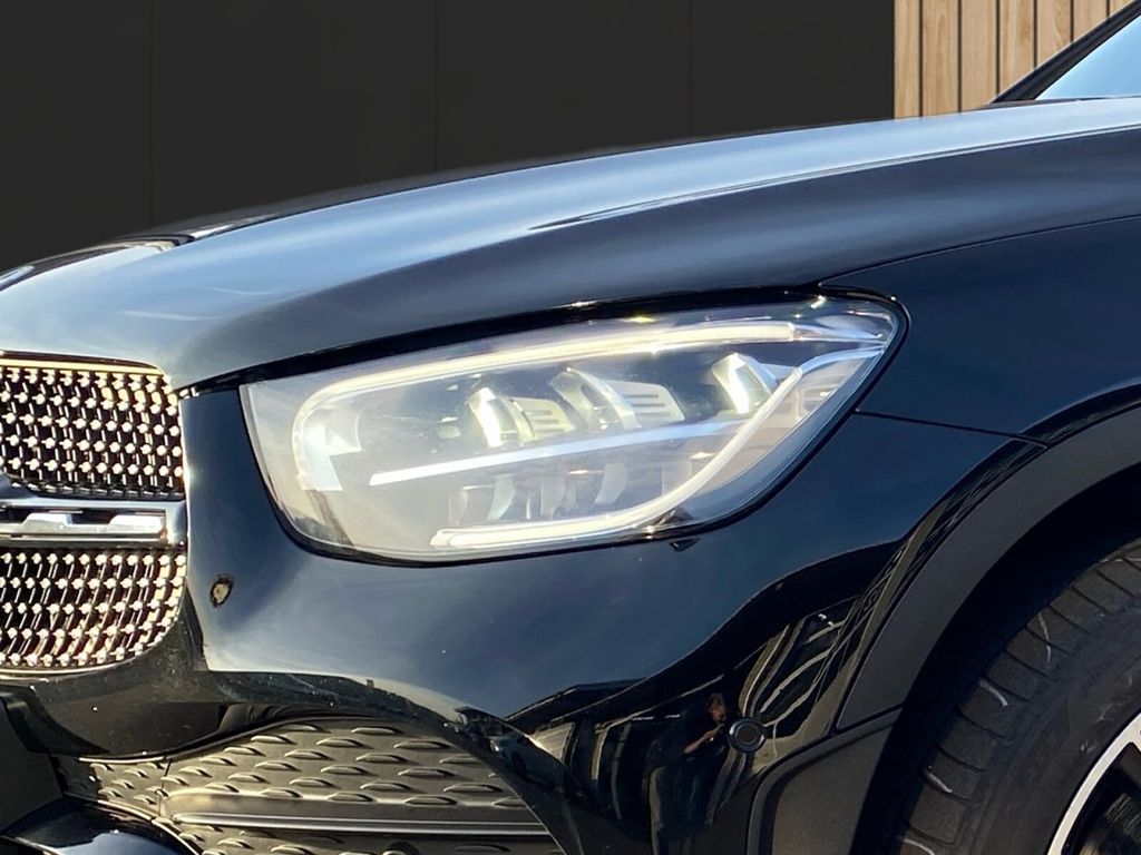 Mercedes-Benz GLC 300 2020