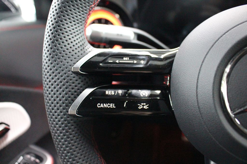 Mercedes-Benz CLA 250 2025