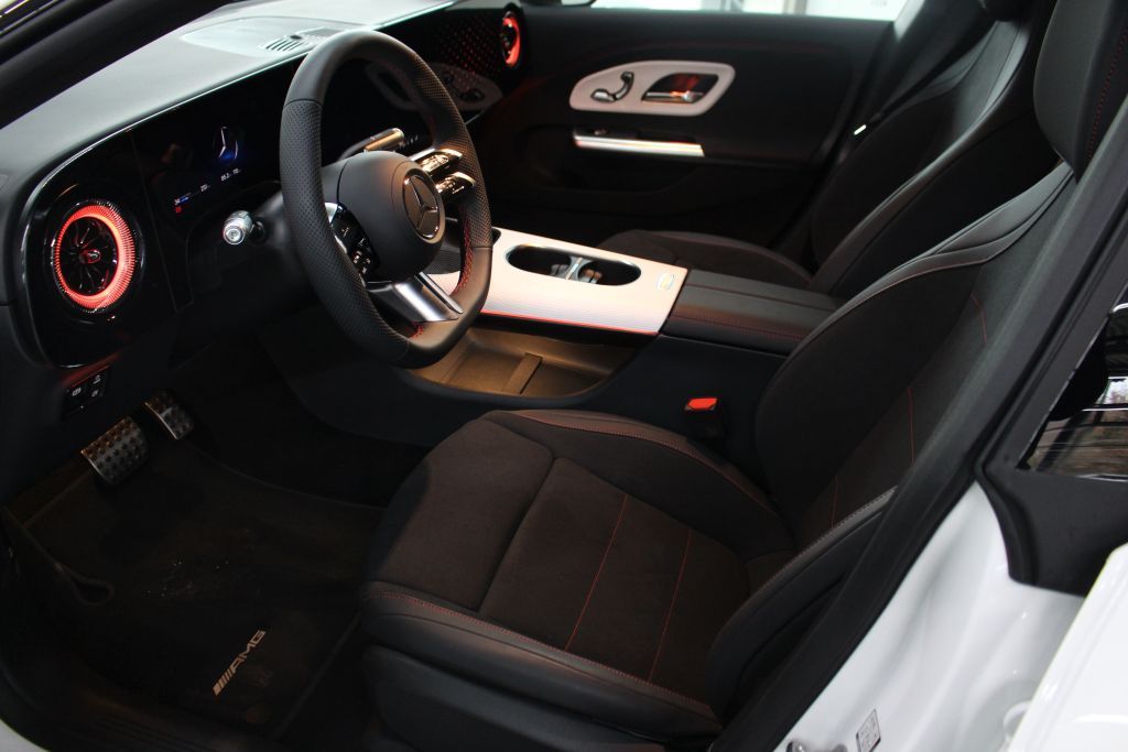 Mercedes-Benz CLA 250 2025