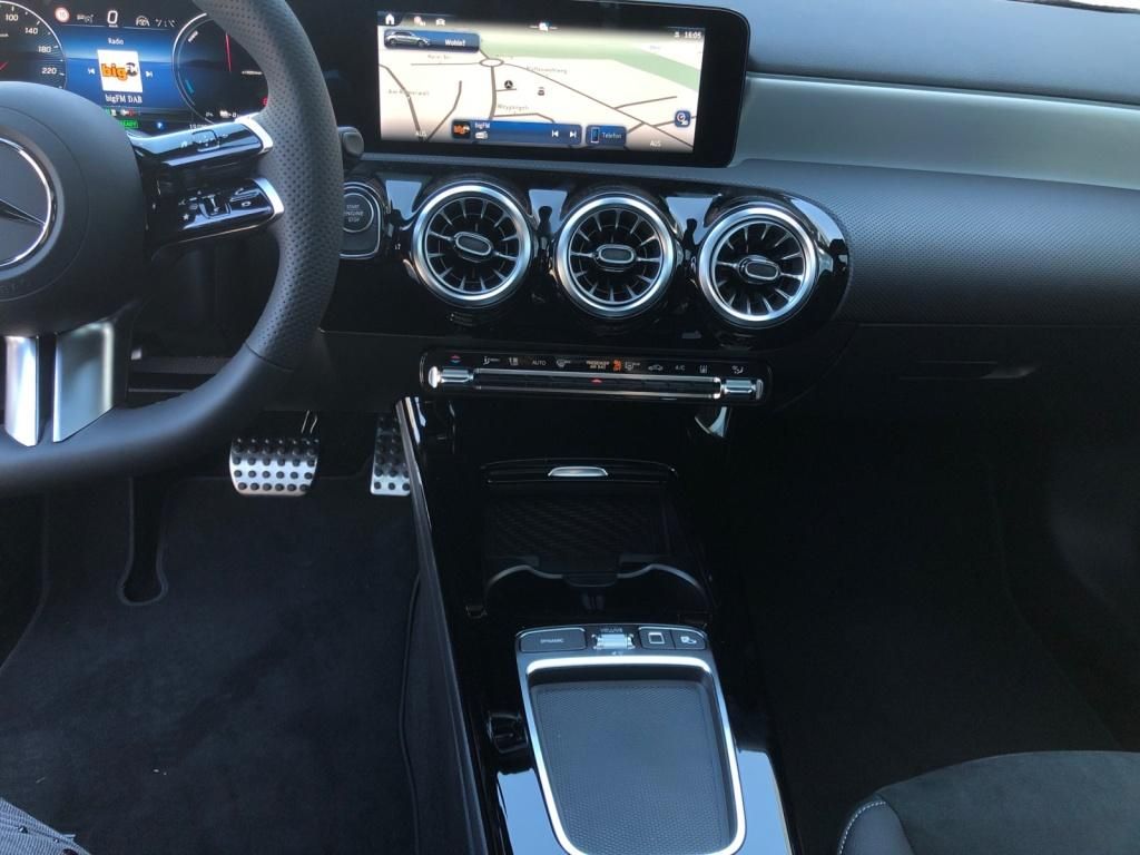 Mercedes-Benz A 250 2025