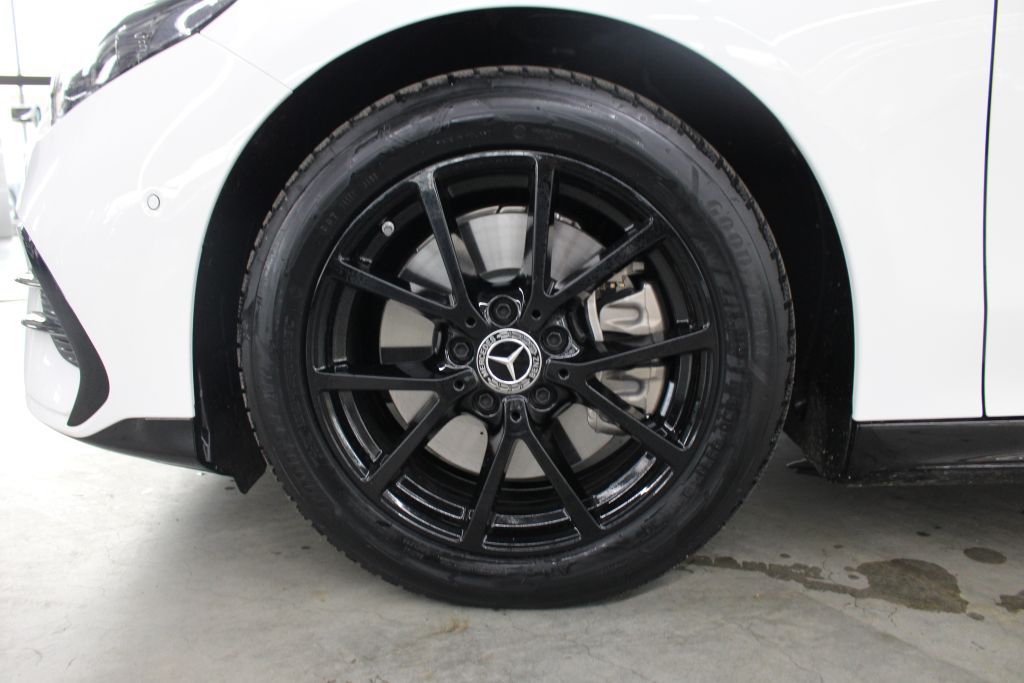 Mercedes-Benz CLA 250 2025