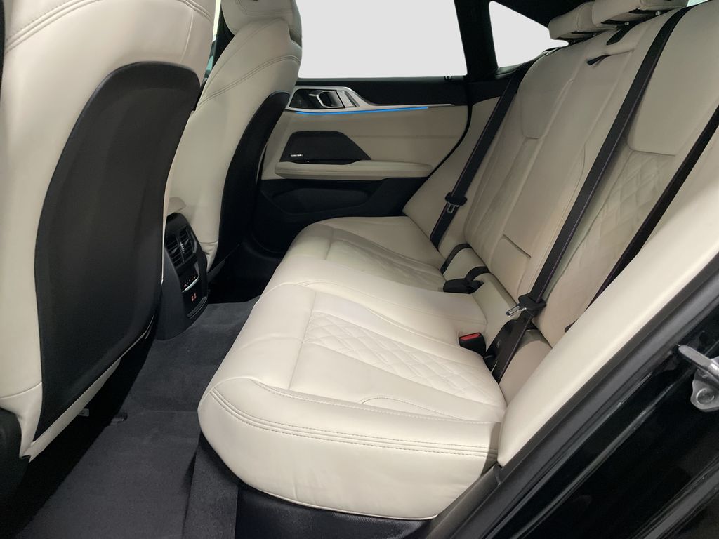 BMW i4 2025