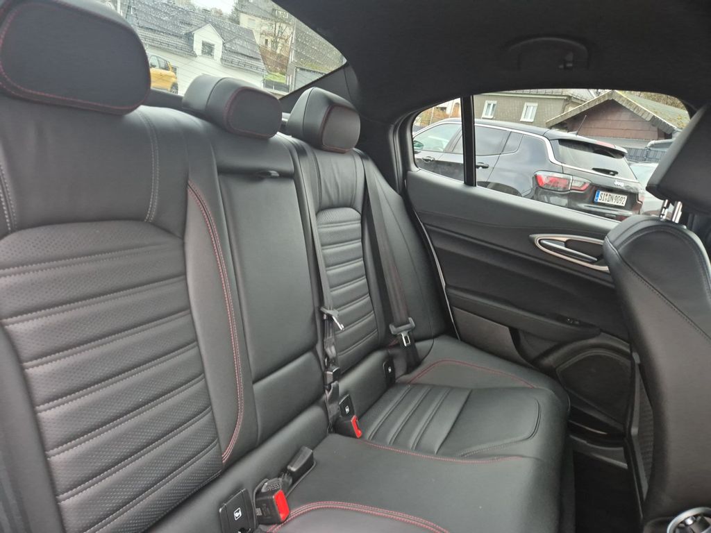 Alfa Romeo Giulia 2023