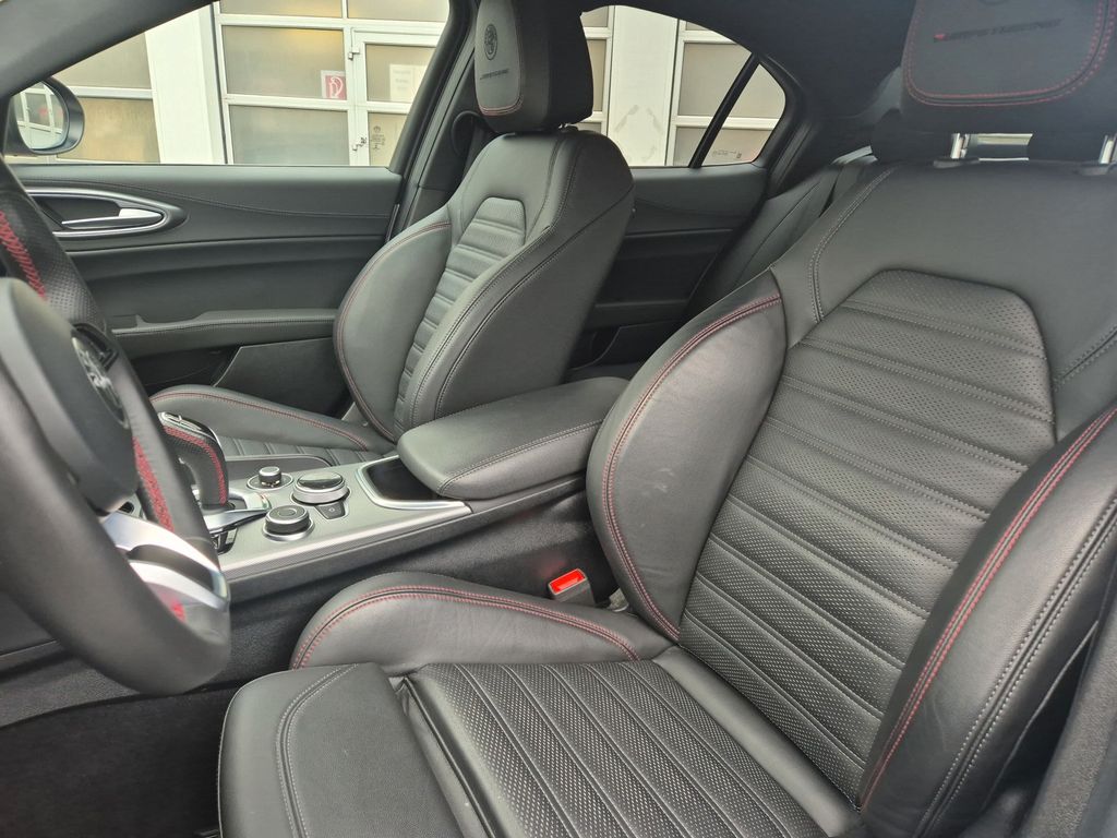 Alfa Romeo Giulia 2023