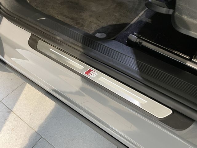 Audi Q4 2022