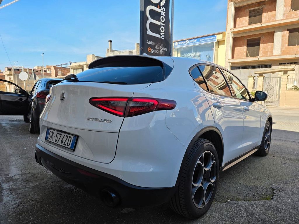 Alfa Romeo Stelvio 2022