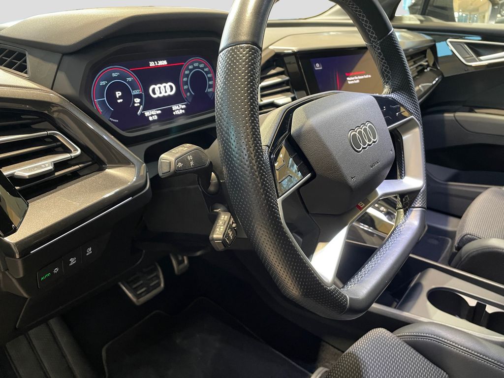 Audi Q4 e-tron 2021