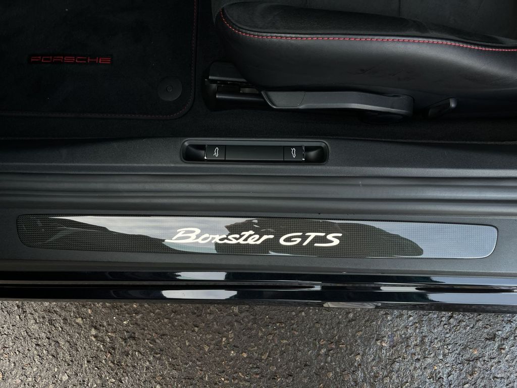 Porsche Boxster 2024