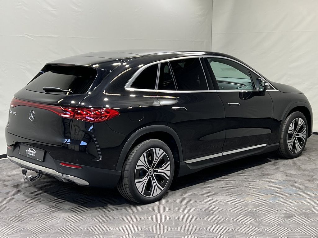 Mercedes-Benz EQE SUV 2025