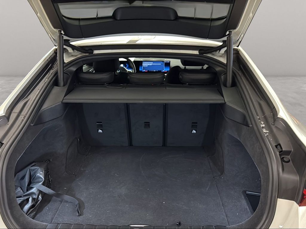 BMW i4 2023