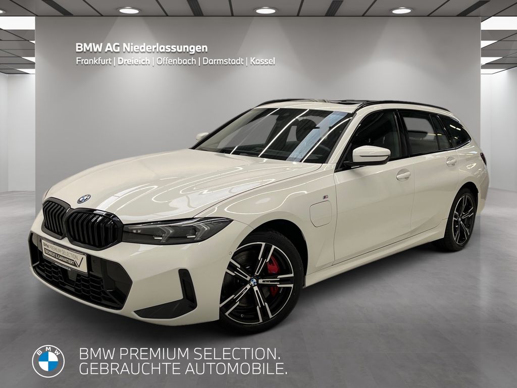 BMW 330 2025