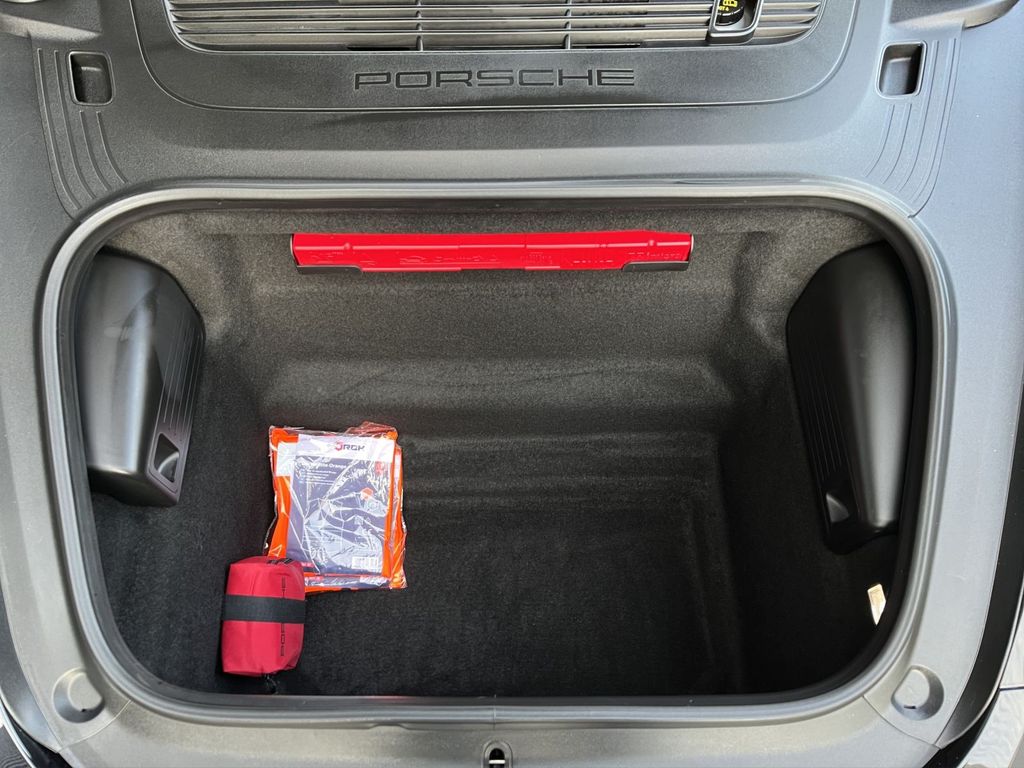 Porsche Boxster 2024