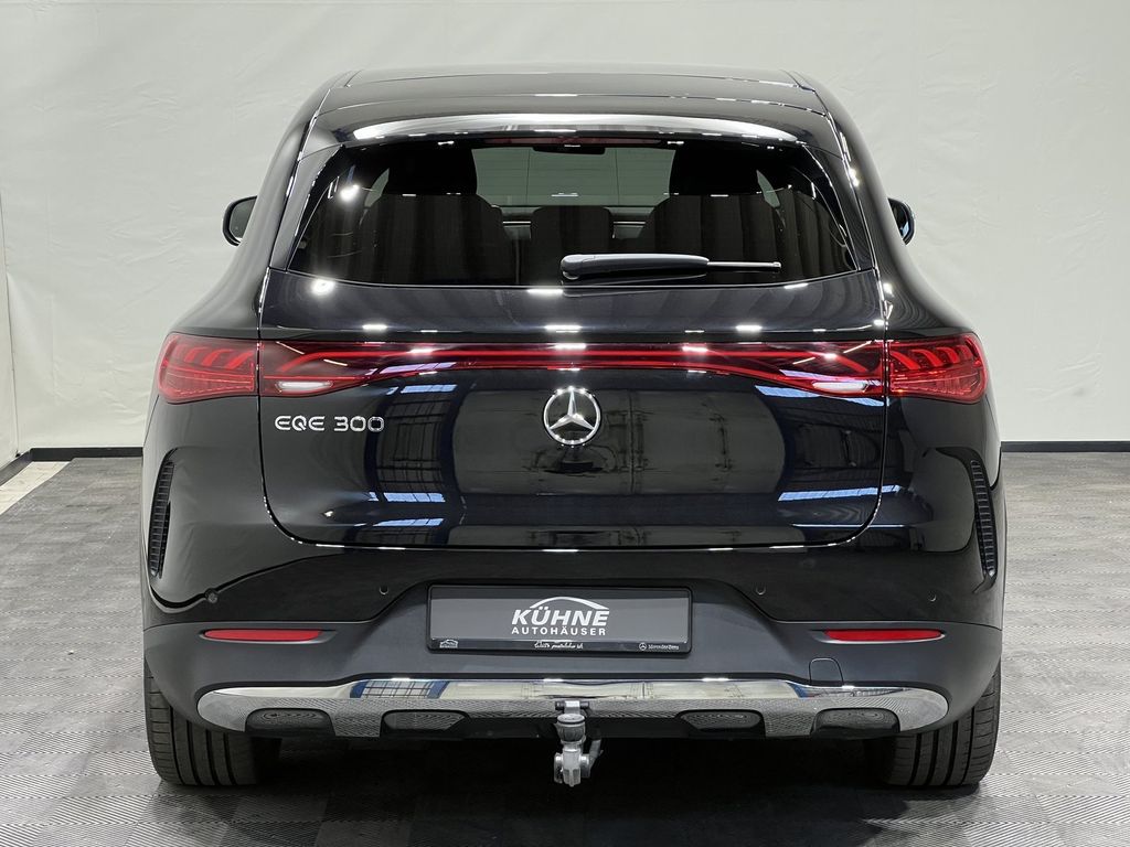 Mercedes-Benz EQE SUV 2025
