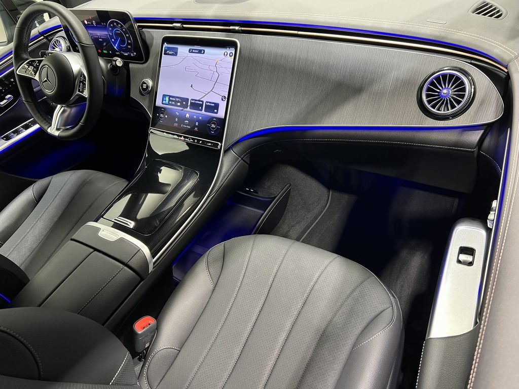 Mercedes-Benz EQE SUV 2025