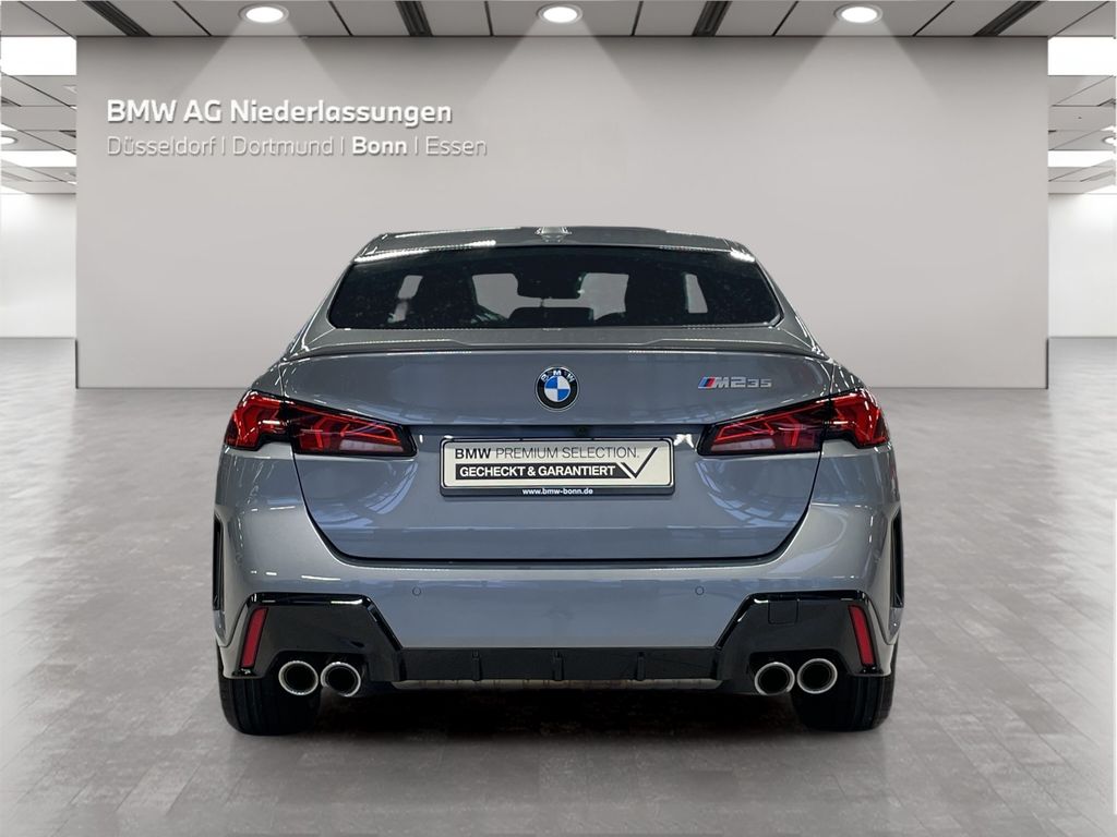 BMW M235 2025