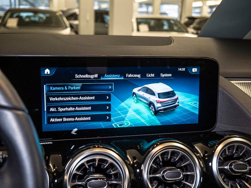 Mercedes-Benz EQA 2022