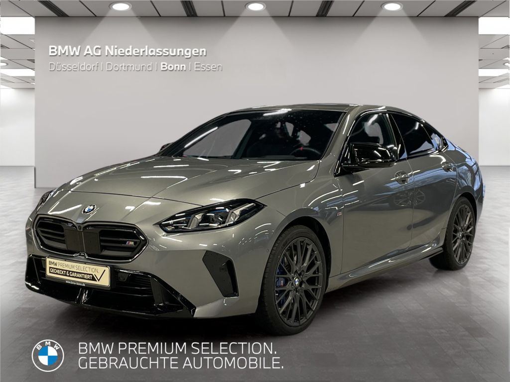 BMW M235 2025
