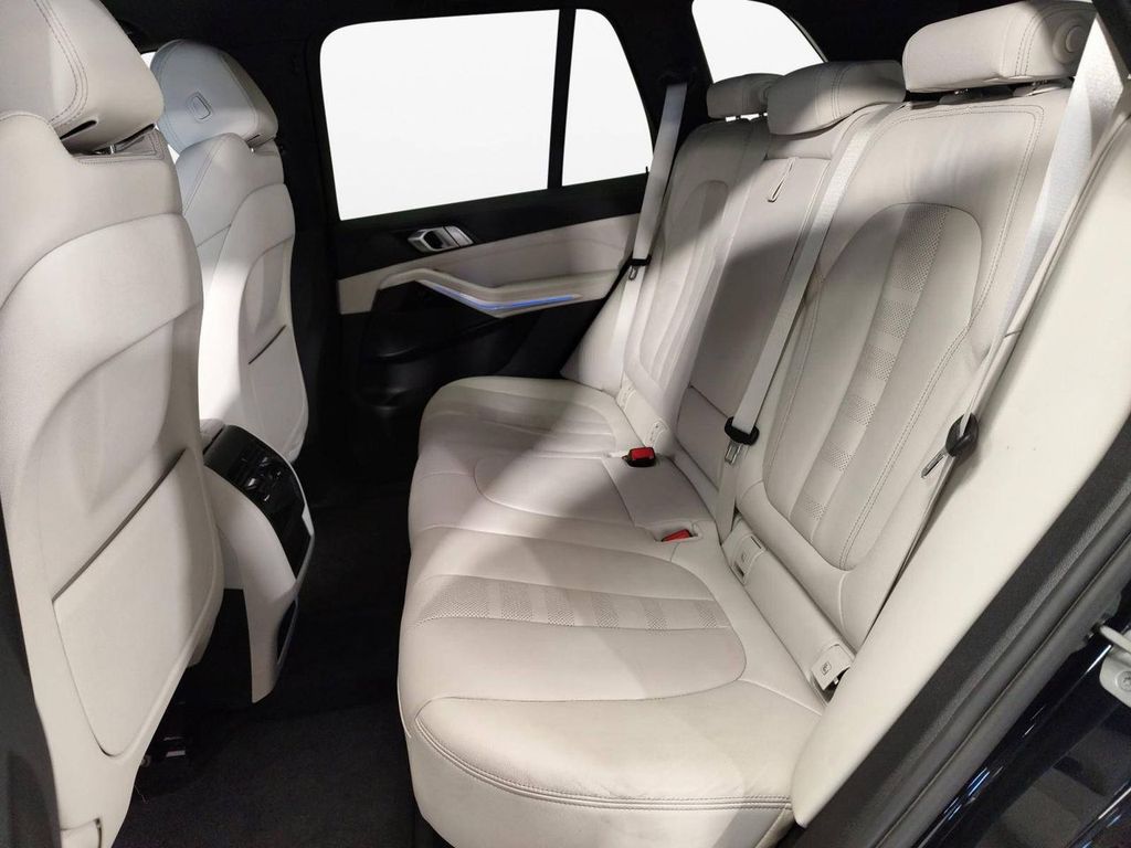 BMW X5 2022