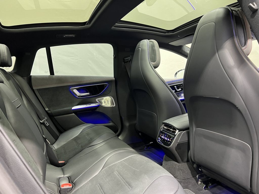 Mercedes-Benz EQE 2024