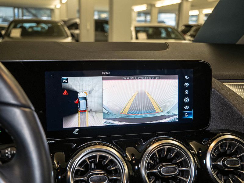 Mercedes-Benz EQA 2022