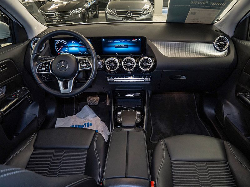Mercedes-Benz EQA 2022