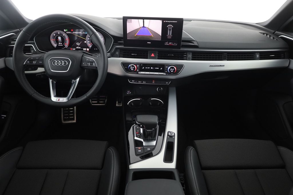 Audi A4 2024