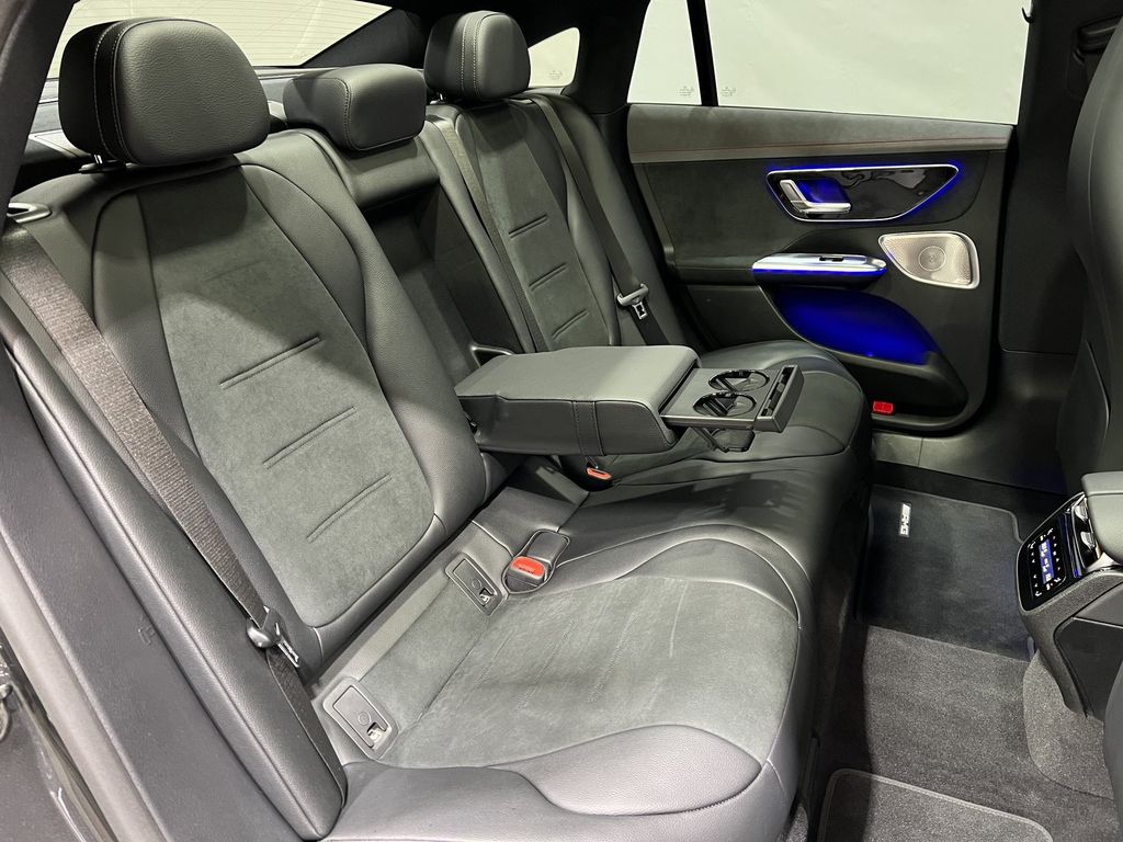 Mercedes-Benz EQE 2024