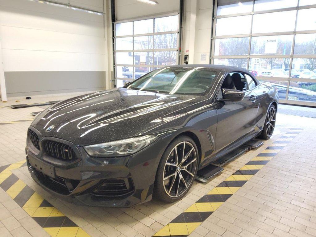 BMW M850 2022