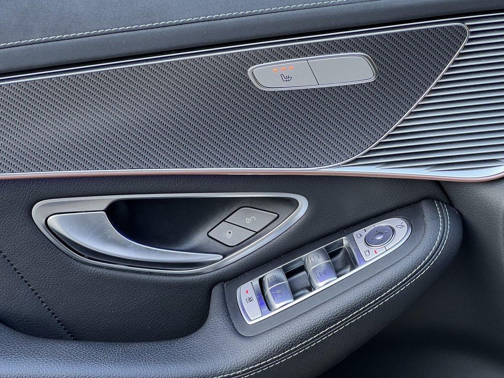 Mercedes-Benz EQC 2023