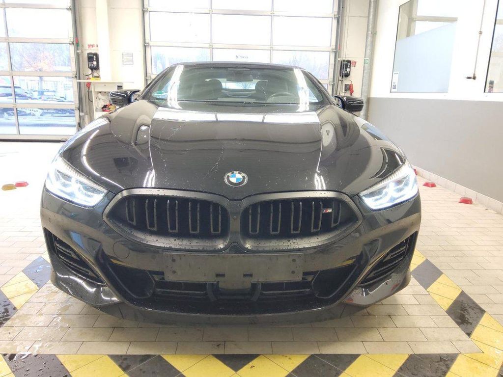 BMW M850 2022