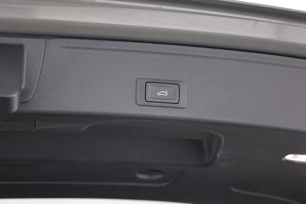 Audi A4 2024