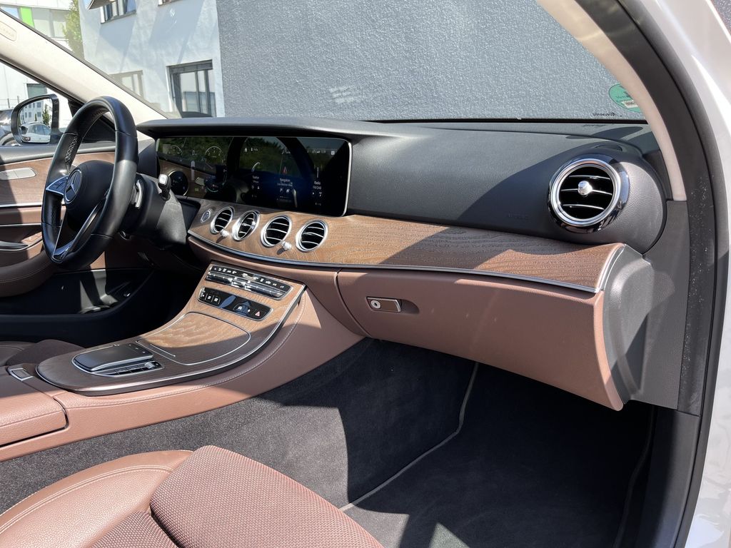 Mercedes-Benz E 300 2020