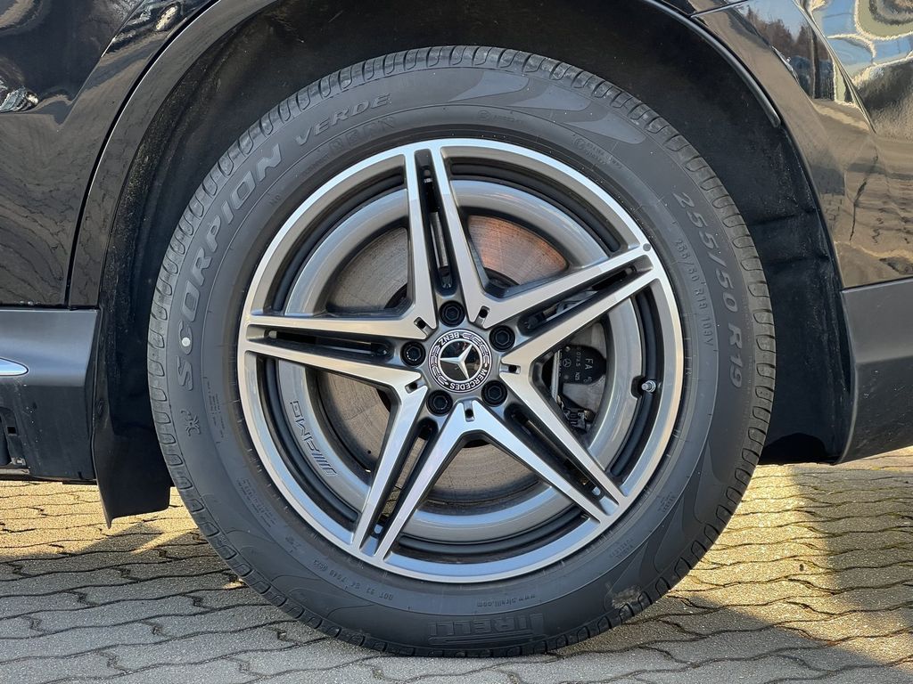 Mercedes-Benz EQC 2023