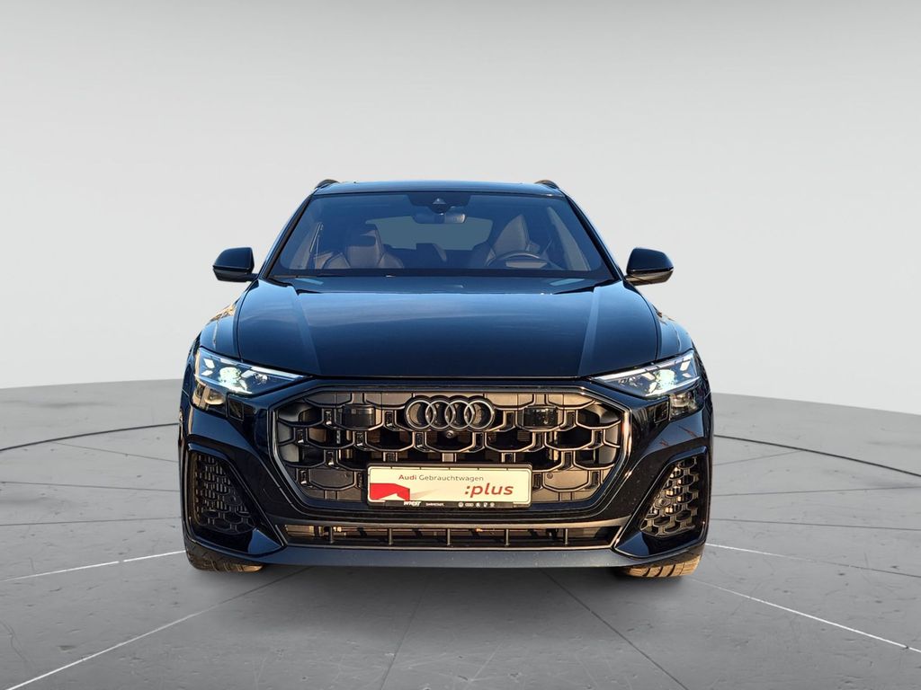 Audi SQ8 2025