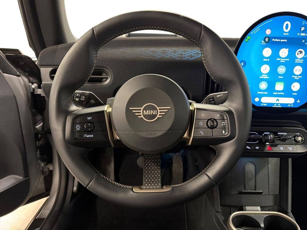 MINI Other 2025
