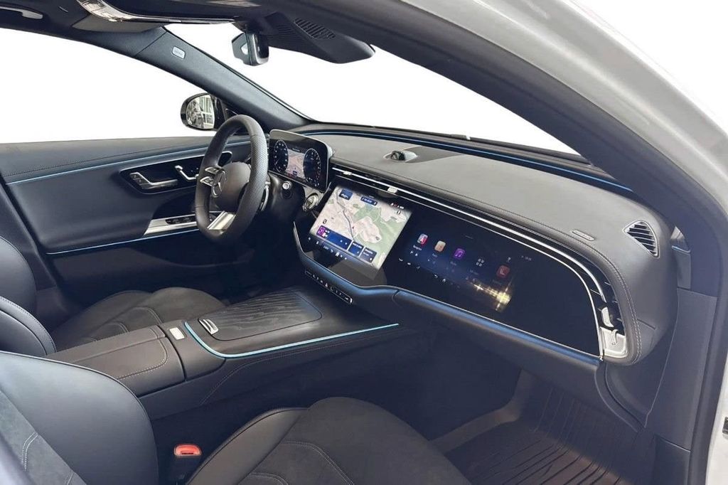 Mercedes-Benz E 300 2025