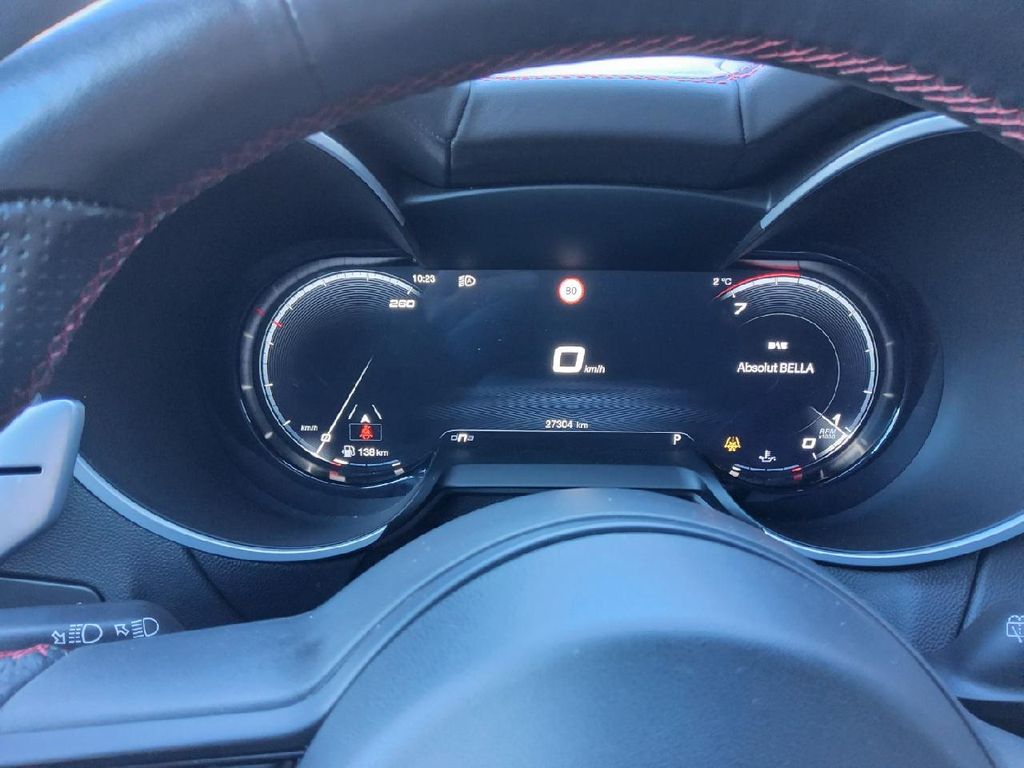 Alfa Romeo Stelvio 2023