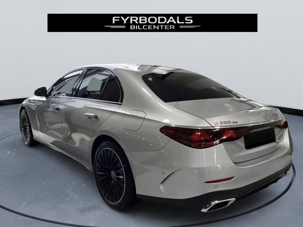 Mercedes-Benz E 300 2025