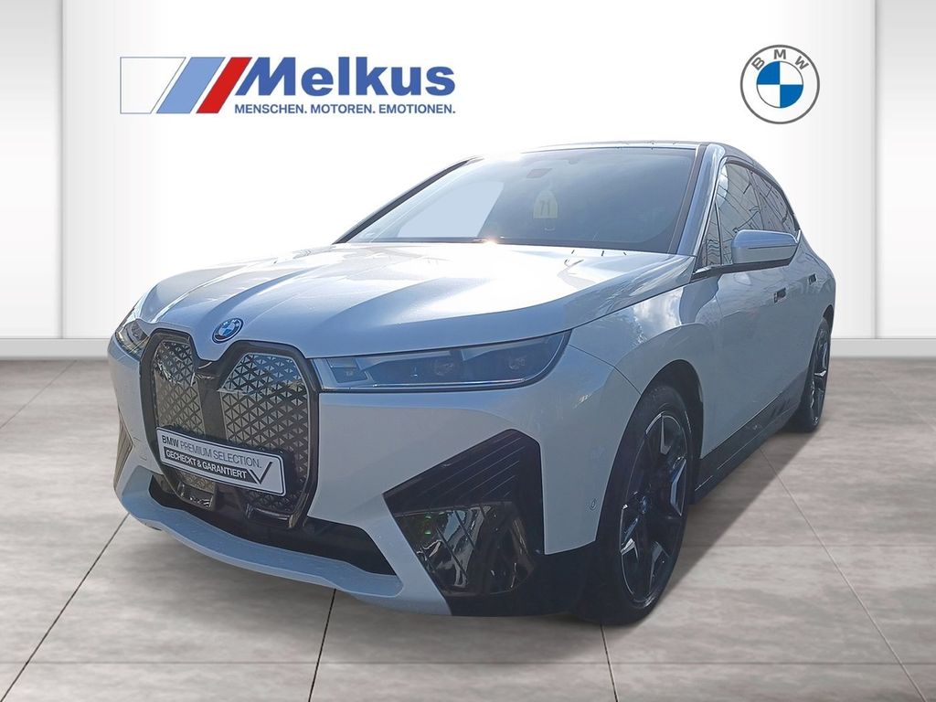 BMW iX 2023