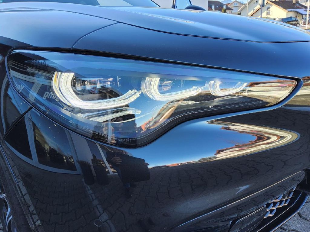 Alfa Romeo Stelvio 2023