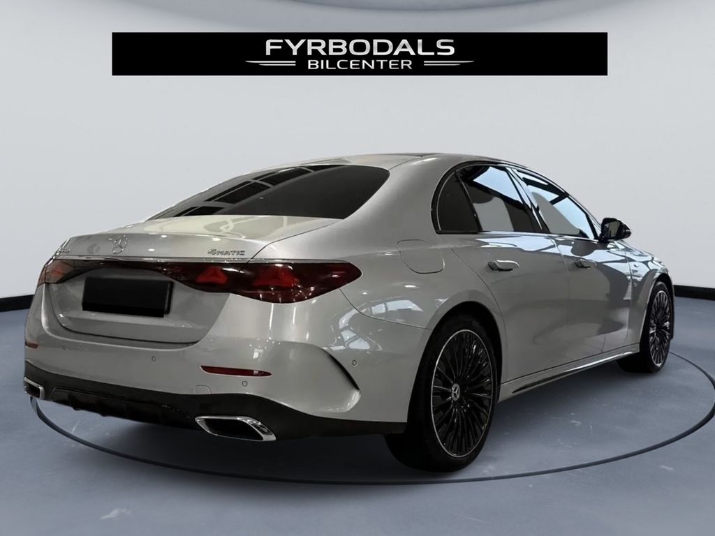 Mercedes-Benz E 300 2025