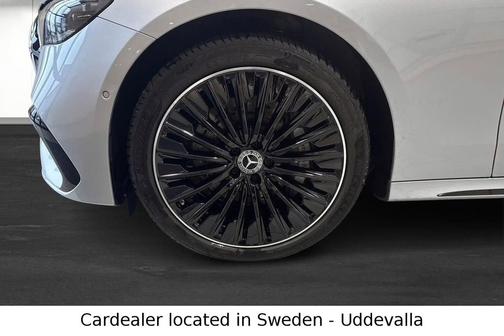 Mercedes-Benz E 300 2025