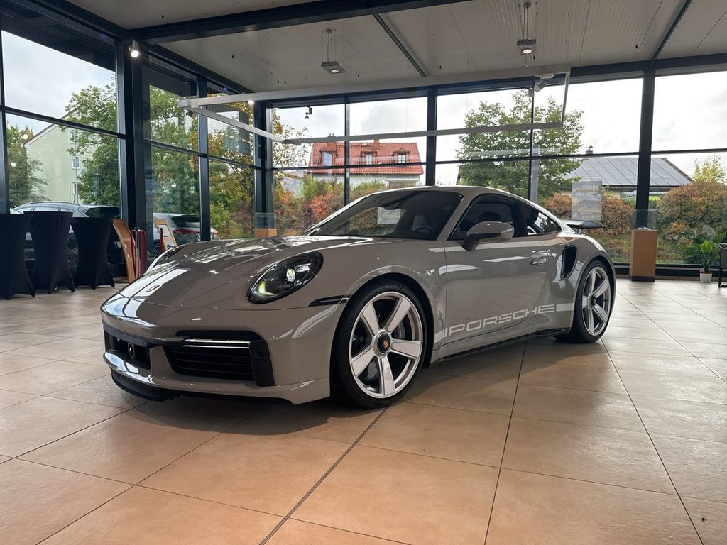 Porsche 992 2025