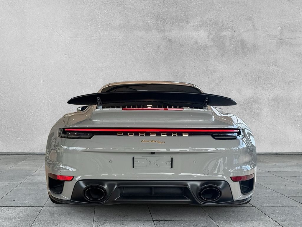 Porsche 992 2025