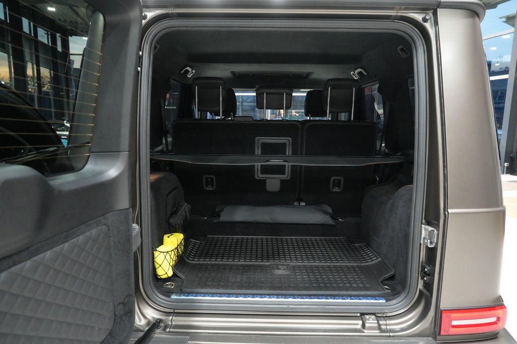 Mercedes-Benz G 400 2023