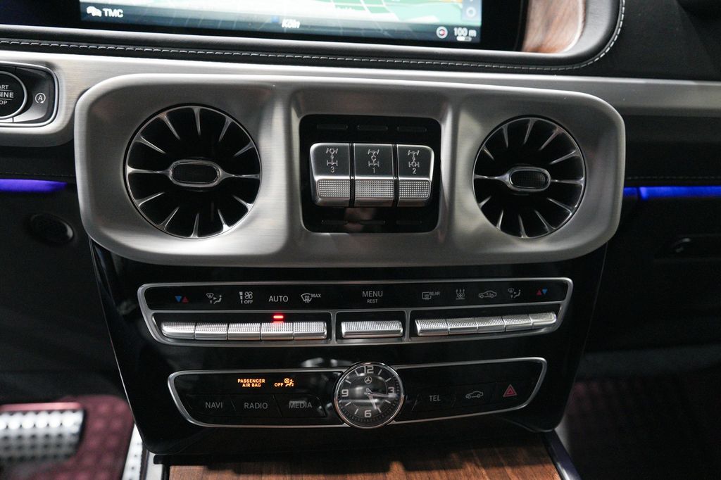 Mercedes-Benz G 400 2023