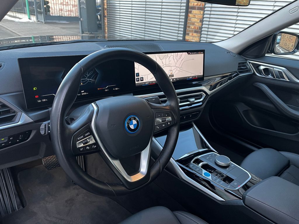 BMW i4 2023