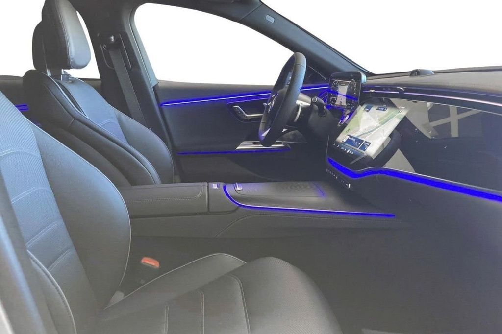 Mercedes-Benz E 300 2025