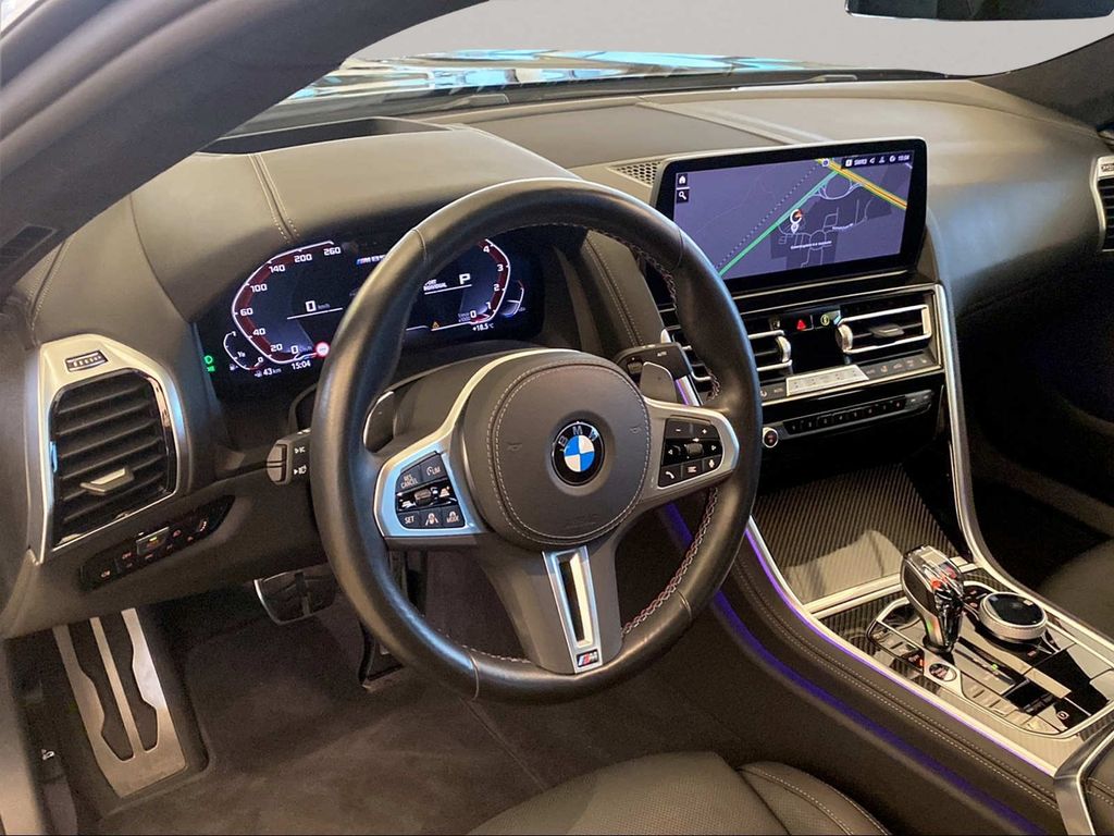 BMW M850 2023
