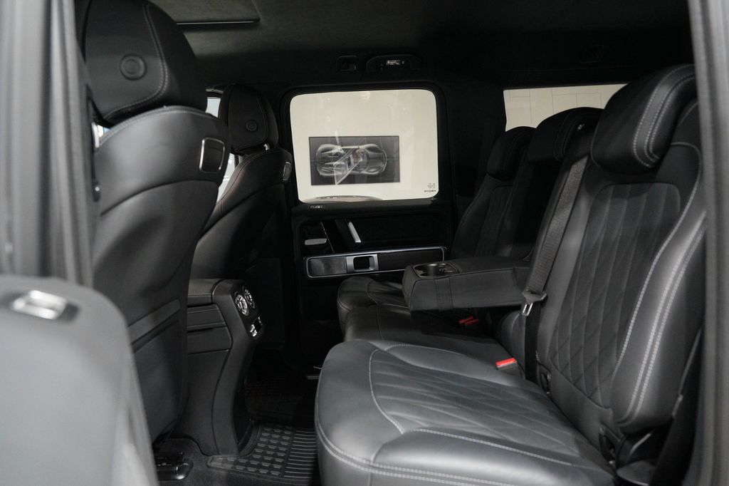 Mercedes-Benz G 400 2023